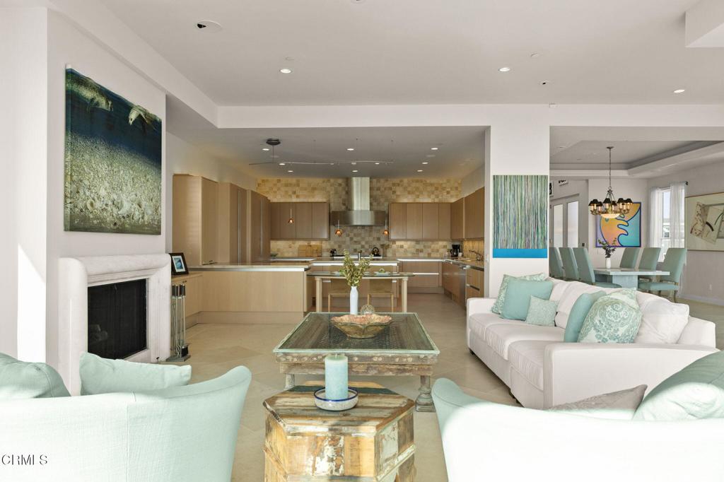 Oxnard, California, 93035, United States, 4 Bedrooms Bedrooms, ,6 BathroomsBathrooms,Residential,Active,1993670