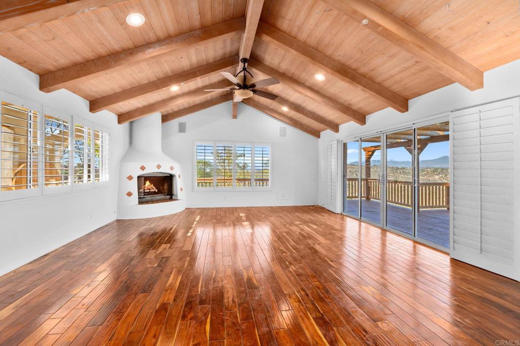 Escondido, California, 92026, United States, 3 Bedrooms Bedrooms, ,2 BathroomsBathrooms,Residential,Active,1972147