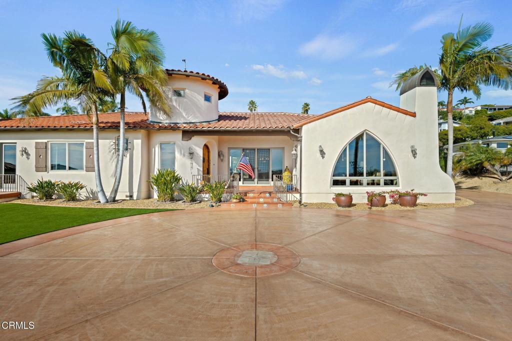 Ventura, California, 93001, United States, 3 Bedrooms Bedrooms, ,4 BathroomsBathrooms,Residential,Active,1748186