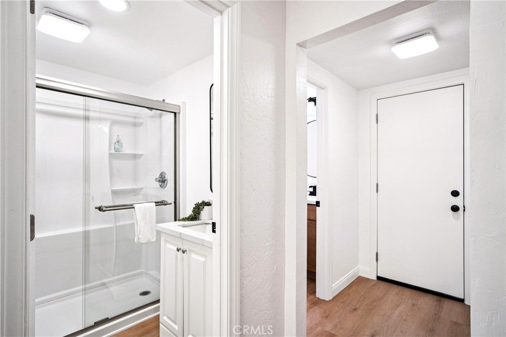 Lake Forest, California, 92630, United States, 5 Bedrooms Bedrooms, ,3 BathroomsBathrooms,Residential,Active,2002616