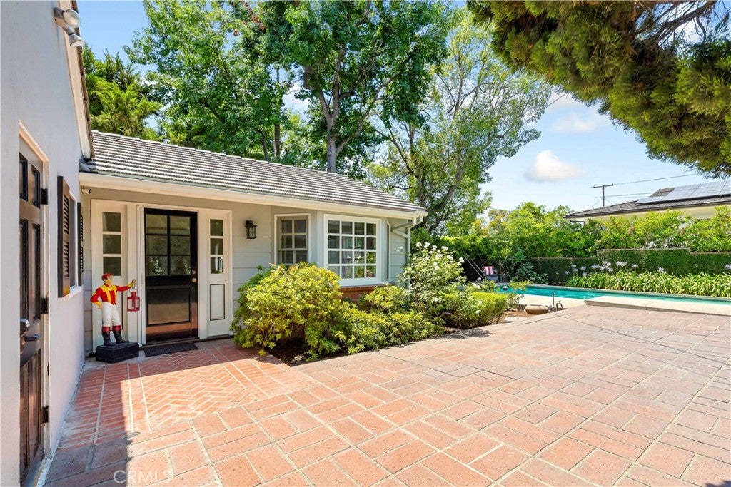 Arcadia, California, 91007, United States, 5 Bedrooms Bedrooms, ,4 BathroomsBathrooms,Residential,Active,1933725