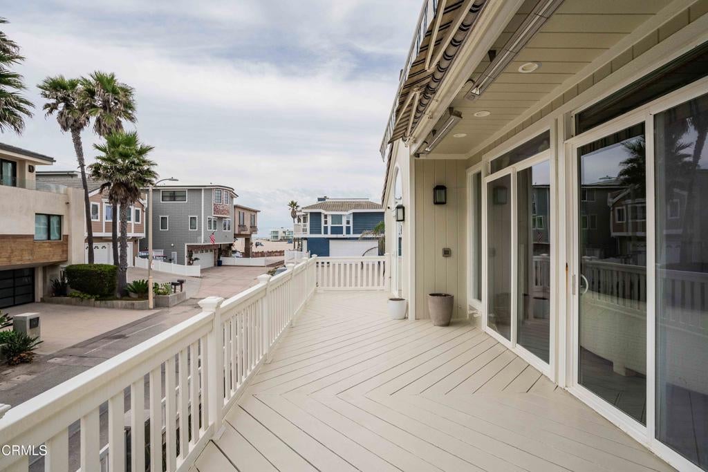 Oxnard, California, 93035, United States, 4 Bedrooms Bedrooms, ,5 BathroomsBathrooms,Residential,Active,1946436