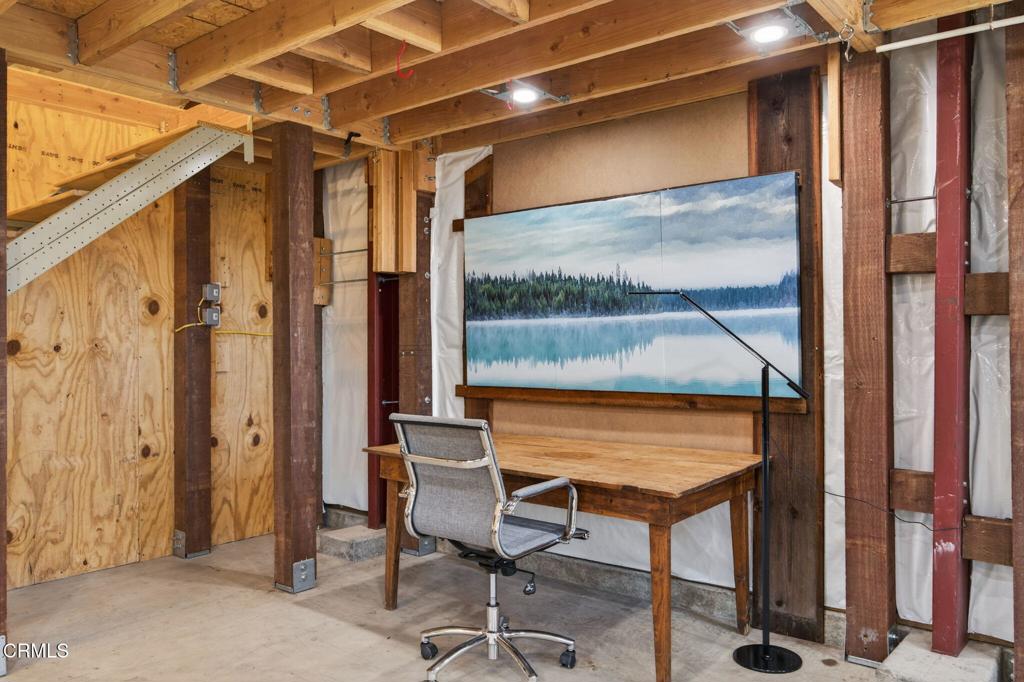 Camarillo, California, 93010, United States, 4 Bedrooms Bedrooms, ,3 BathroomsBathrooms,Residential,Active,2027321