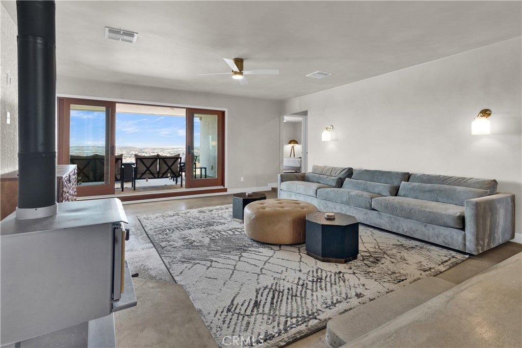 Paso Robles, California, 93446, United States, 4 Bedrooms Bedrooms, ,3 BathroomsBathrooms,Residential,Active,1941140