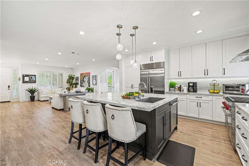 Castaic, California, 91384, United States, ,5 BathroomsBathrooms,Residential,Active,1798186