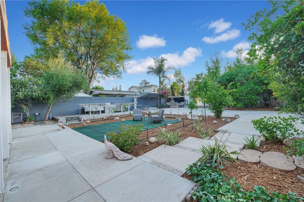 Pasadena, California, 91107, United States, 6 Bedrooms Bedrooms, ,5 BathroomsBathrooms,Residential,Active,1914920