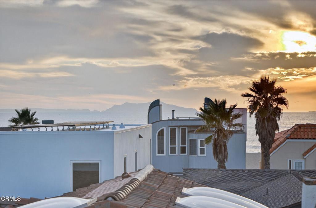 Oxnard, California, 93035, United States, 3 Bedrooms Bedrooms, ,3 BathroomsBathrooms,Residential,Active,2001363