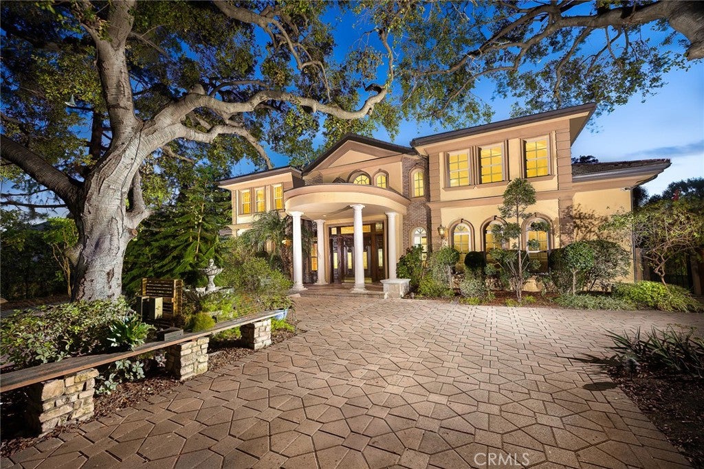Arcadia, California, 91006, United States, 7 Bedrooms Bedrooms, ,9 BathroomsBathrooms,Residential,Active,1919404