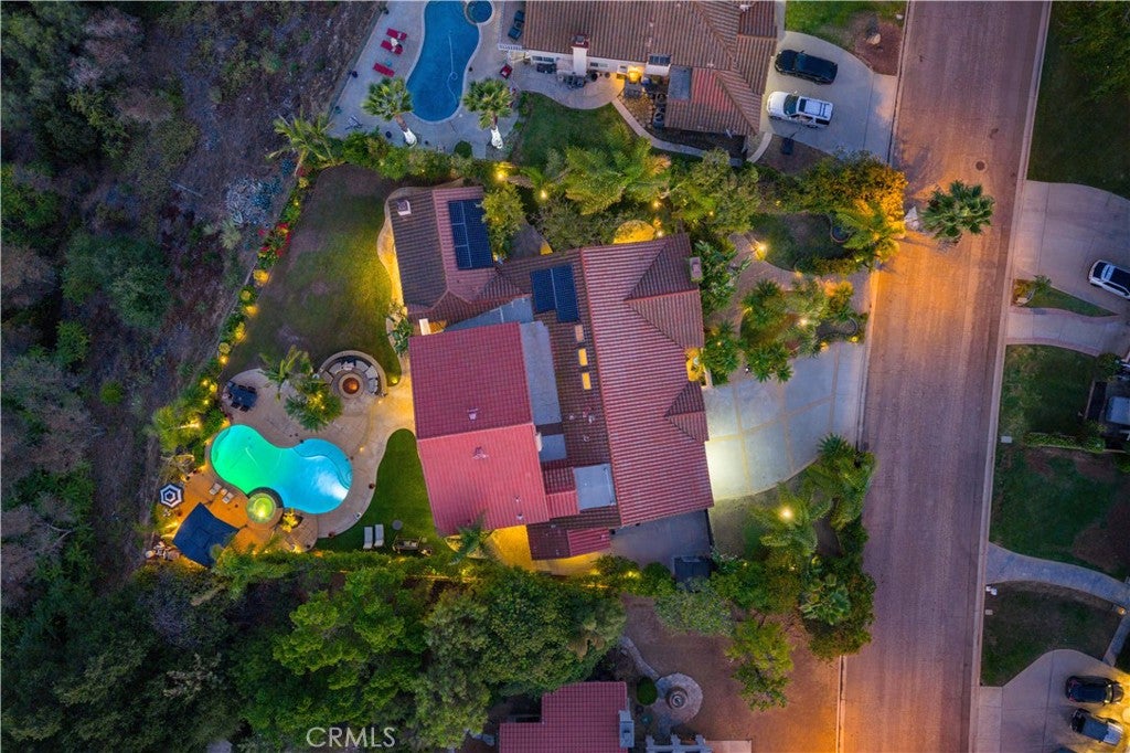 Pomona, California, 91766, United States, 5 Bedrooms Bedrooms, ,5 BathroomsBathrooms,Residential,Active,1989773