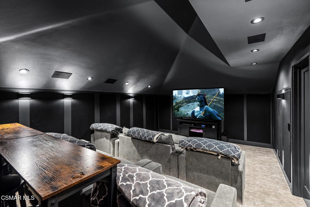 Agoura Hills, California, 91301, United States, 5 Bedrooms Bedrooms, ,7 BathroomsBathrooms,Residential,Pending,2006769