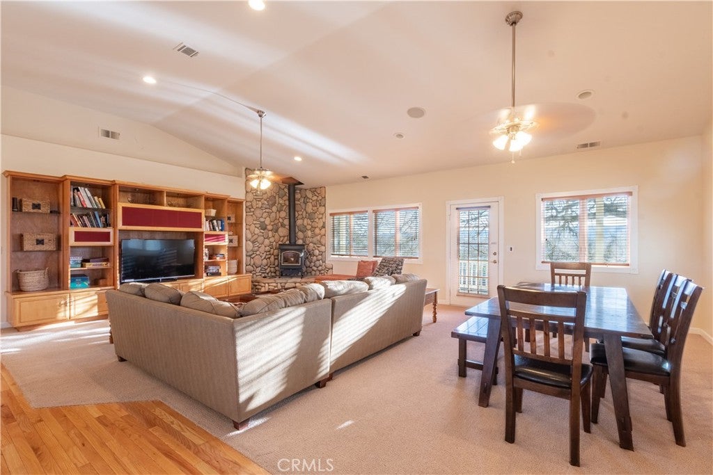 Paso Robles, California, 93446, United States, 5 Bedrooms Bedrooms, ,6 BathroomsBathrooms,Residential,Active,1821961