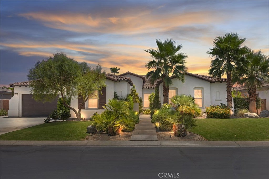 Indio, California, 92201, United States, 6 Bedrooms Bedrooms, ,5 BathroomsBathrooms,Residential,Active,1880350