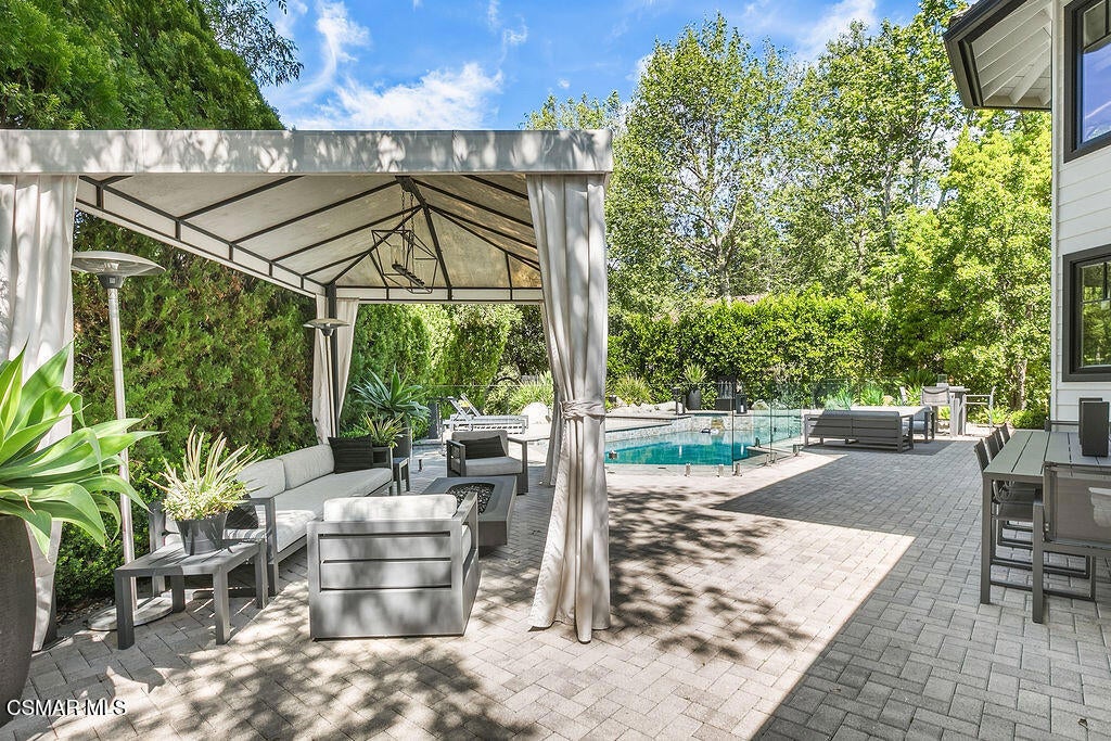 Westlake Village, California, 91362, United States, 6 Bedrooms Bedrooms, ,6 BathroomsBathrooms,Residential,Active,2031759