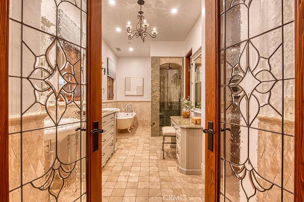 Coto De Caza, California, 92679, United States, 6 Bedrooms Bedrooms, ,9 BathroomsBathrooms,Residential,Active,1832334