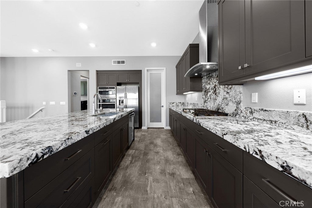 Irvine, California, 92618, United States, 3 Bedrooms Bedrooms, ,3 BathroomsBathrooms,Residential,Active,2006869