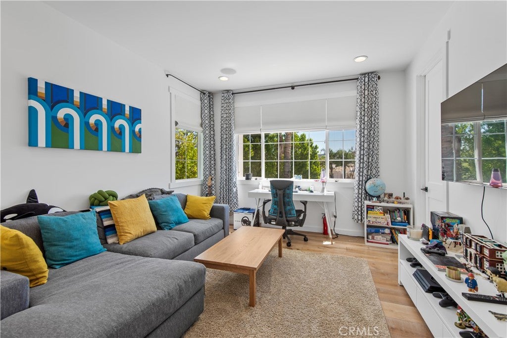 Calabasas, California, 91302, United States, 5 Bedrooms Bedrooms, ,5 BathroomsBathrooms,Residential,Active,1806958