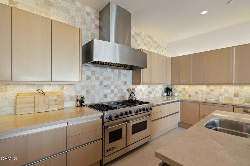 Oxnard, California, 93035, United States, 4 Bedrooms Bedrooms, ,6 BathroomsBathrooms,Residential,Active,1849510