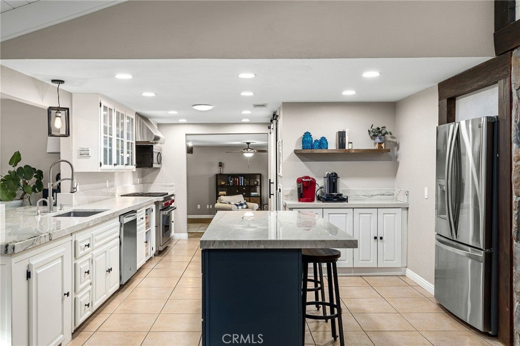 La Verne, California, 91750, United States, 4 Bedrooms Bedrooms, ,2 BathroomsBathrooms,Residential,Active,1961967