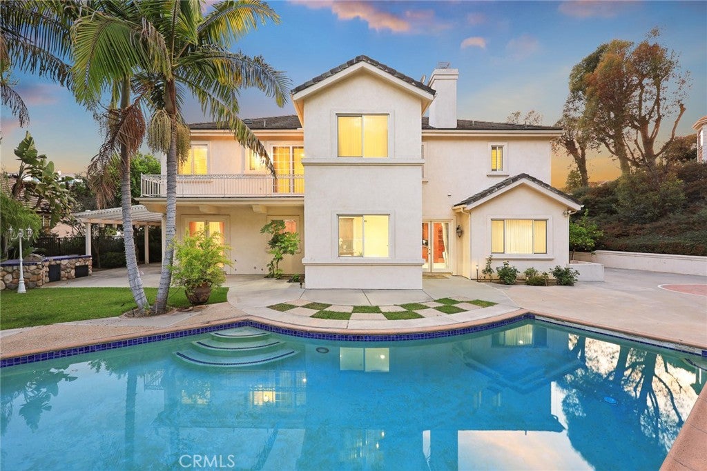 Diamond Bar, California, 91765, United States, 4 Bedrooms Bedrooms, ,5 BathroomsBathrooms,Residential,Active,1985854