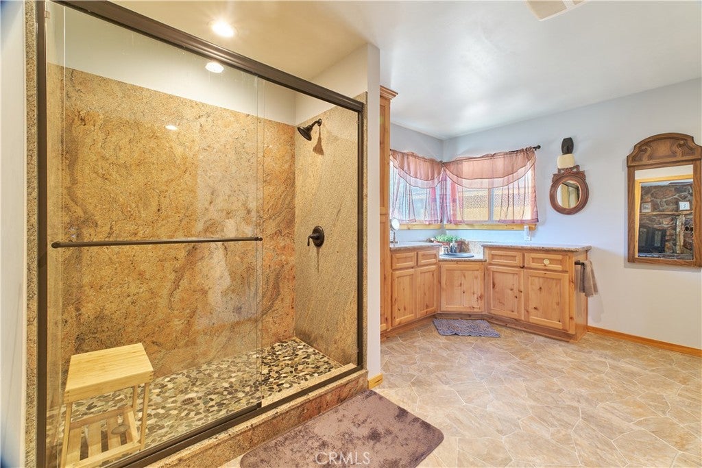 Big Bear Lake, California, 92315, United States, 7 Bedrooms Bedrooms, ,5 BathroomsBathrooms,Residential,Active,1824542
