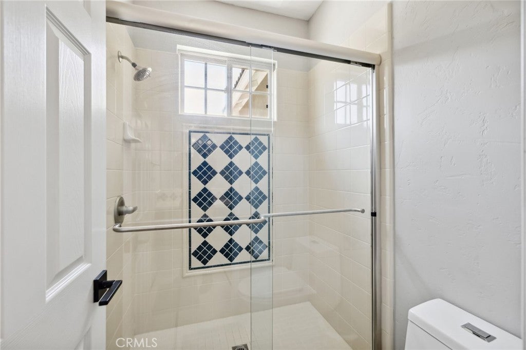 Yucaipa, California, 92399, United States, 4 Bedrooms Bedrooms, ,6 BathroomsBathrooms,Residential,Active,1858722