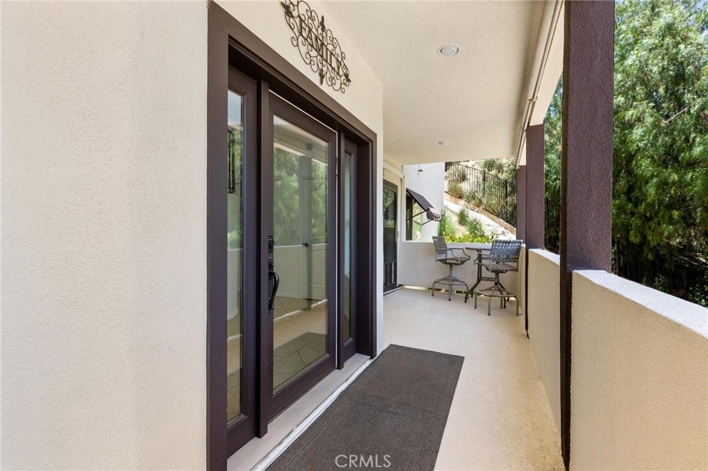 Chatsworth, California, 91311, United States, 4 Bedrooms Bedrooms, ,4 BathroomsBathrooms,Residential,Active,2011421