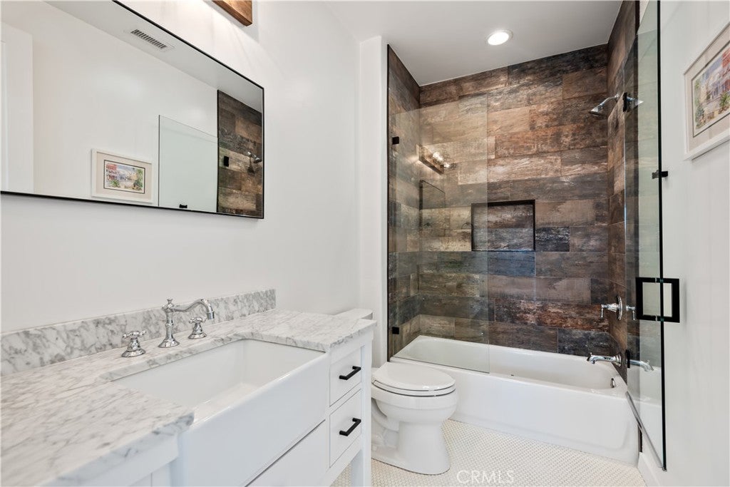 Calabasas, California, 91302, United States, 5 Bedrooms Bedrooms, ,5 BathroomsBathrooms,Residential,Active,1806958