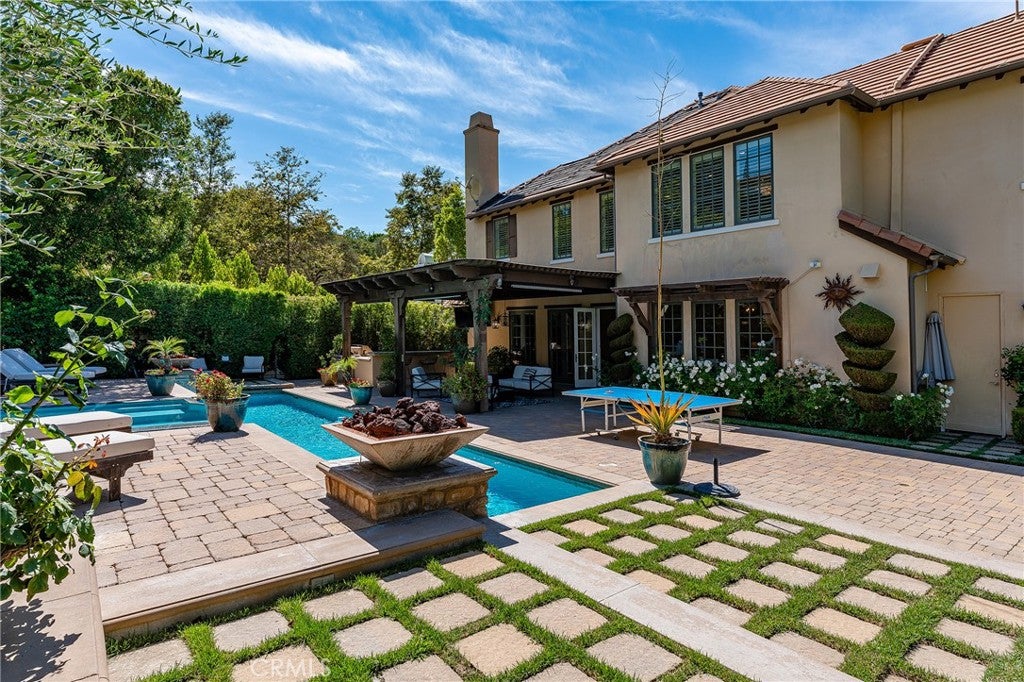Calabasas, California, 91302, United States, 5 Bedrooms Bedrooms, ,6 BathroomsBathrooms,Residential,Active,1929471