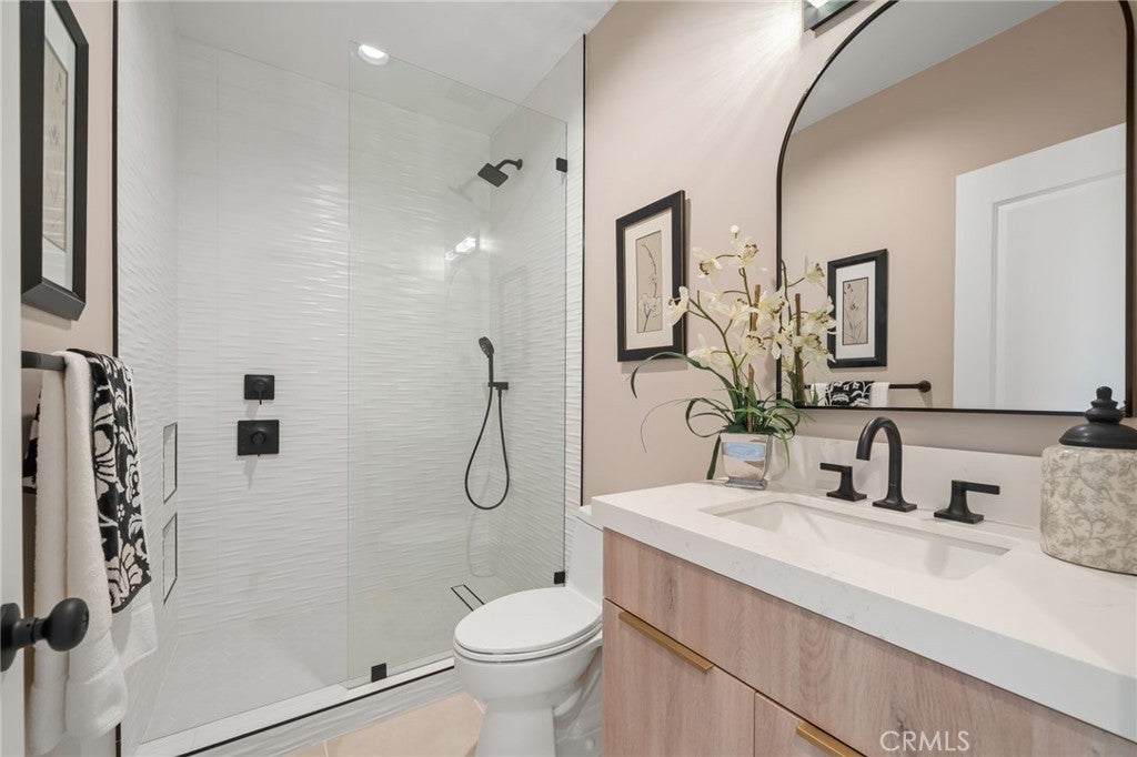 Chino Hills, California, 91709, United States, 5 Bedrooms Bedrooms, ,5 BathroomsBathrooms,Residential,Active,2030088