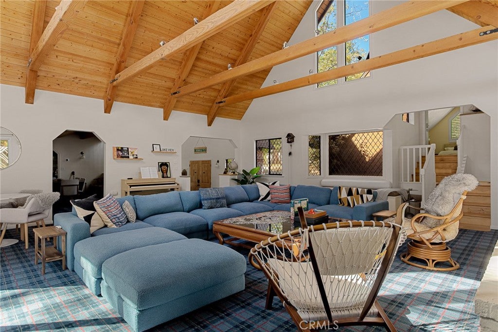 Lake Arrowhead, California, 92352, United States, 4 Bedrooms Bedrooms, ,4 BathroomsBathrooms,Residential,Active,1824526