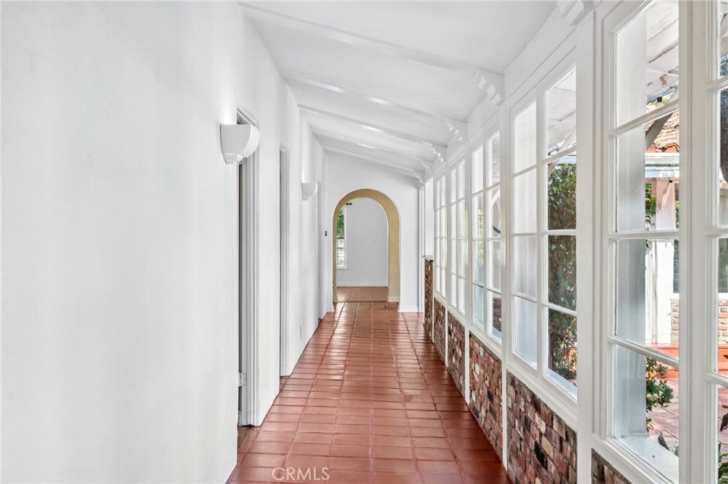 North Hollywood, California, 91602, United States, 3 Bedrooms Bedrooms, ,2 BathroomsBathrooms,Residential,Active,1914796