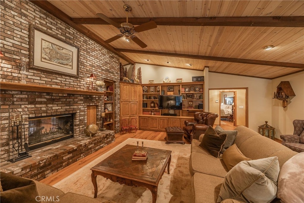 Big Bear Lake, California, 92315, United States, 4 Bedrooms Bedrooms, ,4 BathroomsBathrooms,Residential,Active,1914598