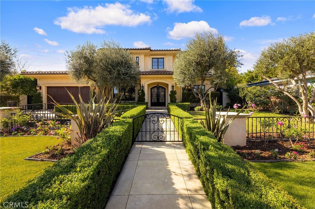 Arcadia, California, 91006, United States, 4 Bedrooms Bedrooms, ,5 BathroomsBathrooms,Residential,Active,2014620