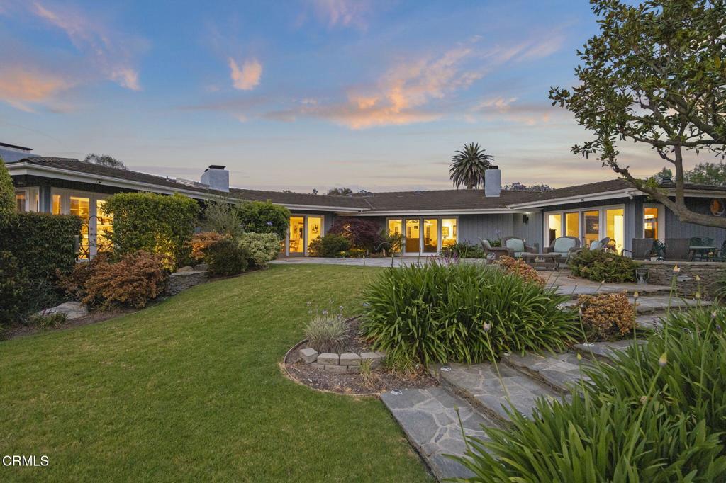 Camarillo, California, 93010, United States, 4 Bedrooms Bedrooms, ,4 BathroomsBathrooms,Residential,Active,1853313