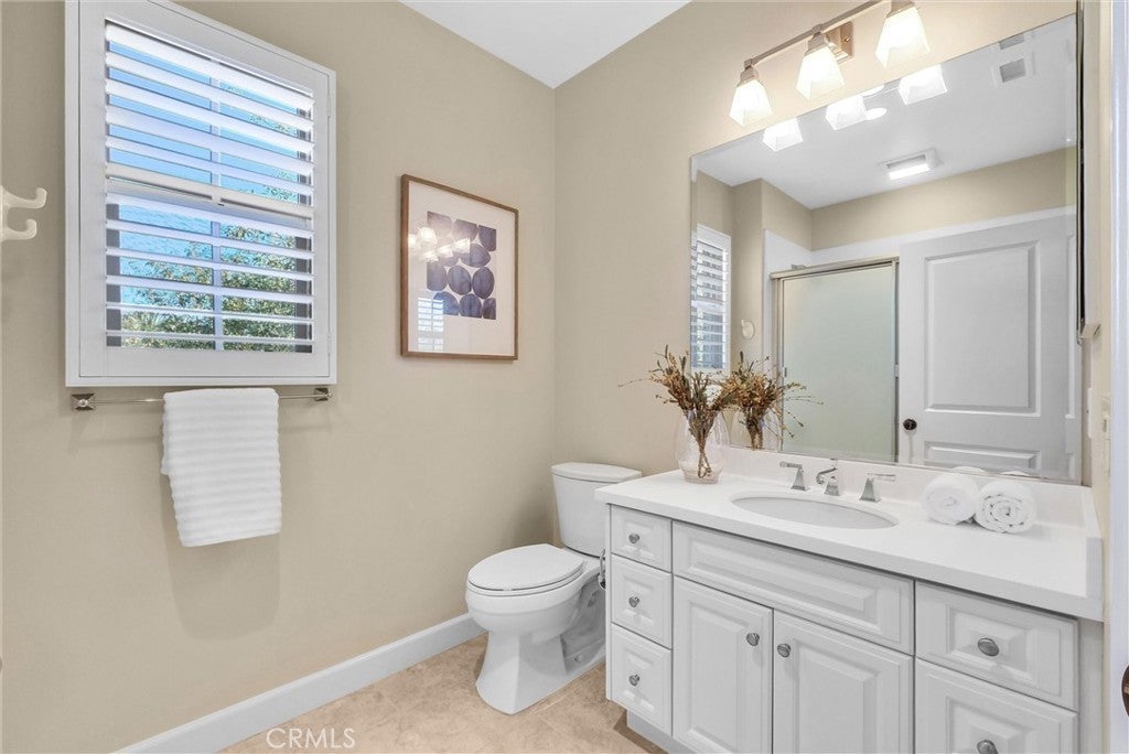 Irvine, California, 92620, United States, 4 Bedrooms Bedrooms, ,4 BathroomsBathrooms,Residential,Active,1986877