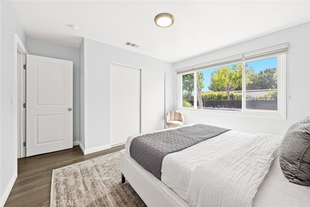 Los Angeles, California, 90034, United States, 5 Bedrooms Bedrooms, ,5 BathroomsBathrooms,Residential,Active,1899242
