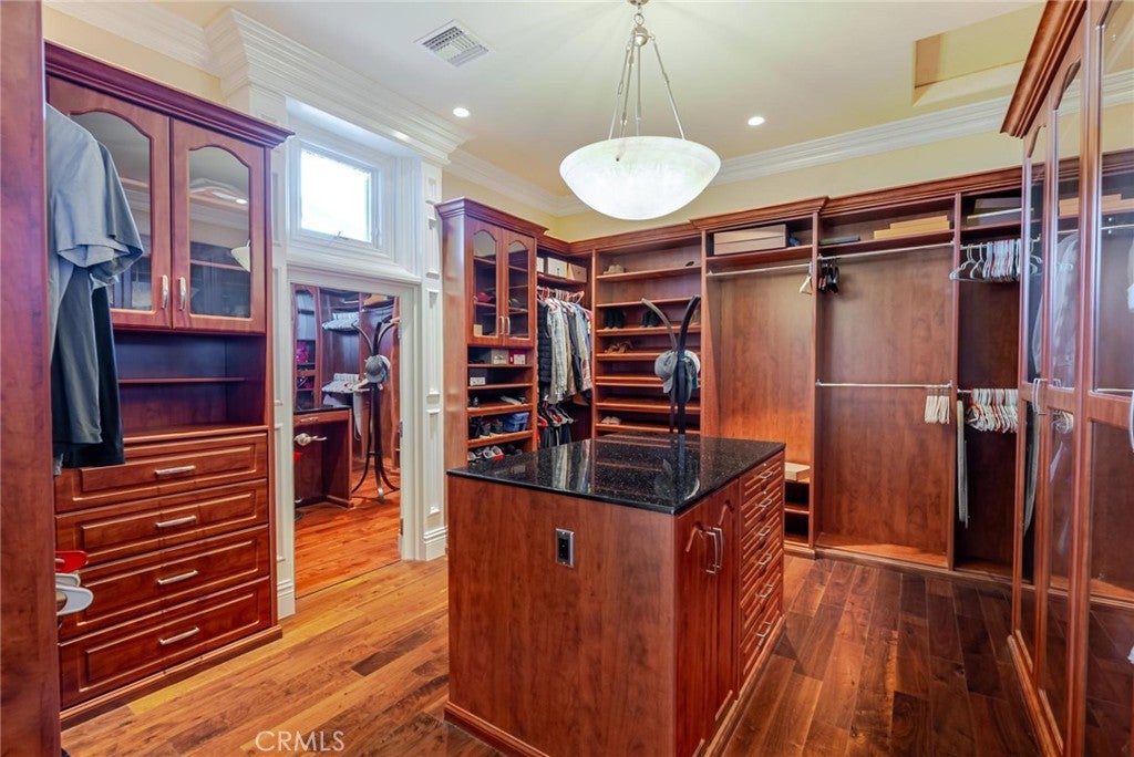 Valencia, California, 91381, United States, 7 Bedrooms Bedrooms, ,10 BathroomsBathrooms,Residential,Active,1959930