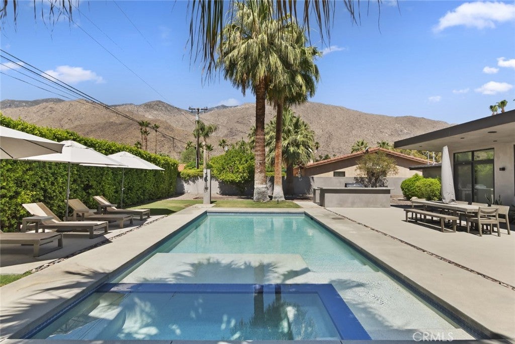 Palm Springs, California, 92264, United States, 4 Bedrooms Bedrooms, ,5 BathroomsBathrooms,Residential,Active,1999334