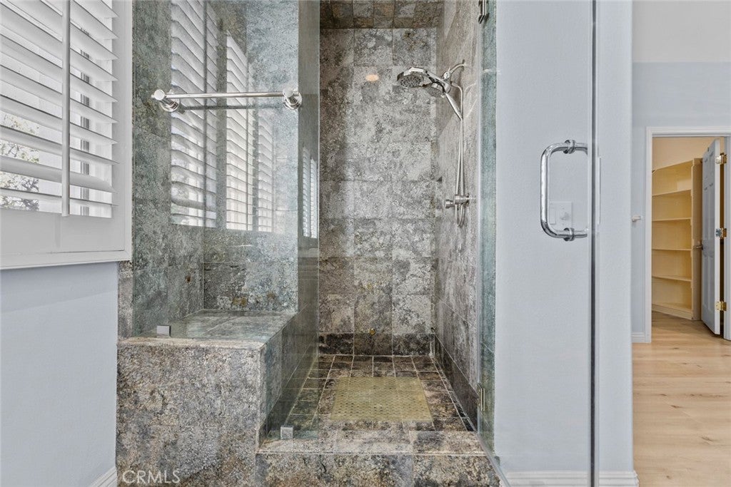 Chatsworth, California, 91311, United States, 5 Bedrooms Bedrooms, ,6 BathroomsBathrooms,Residential,Active,2015219