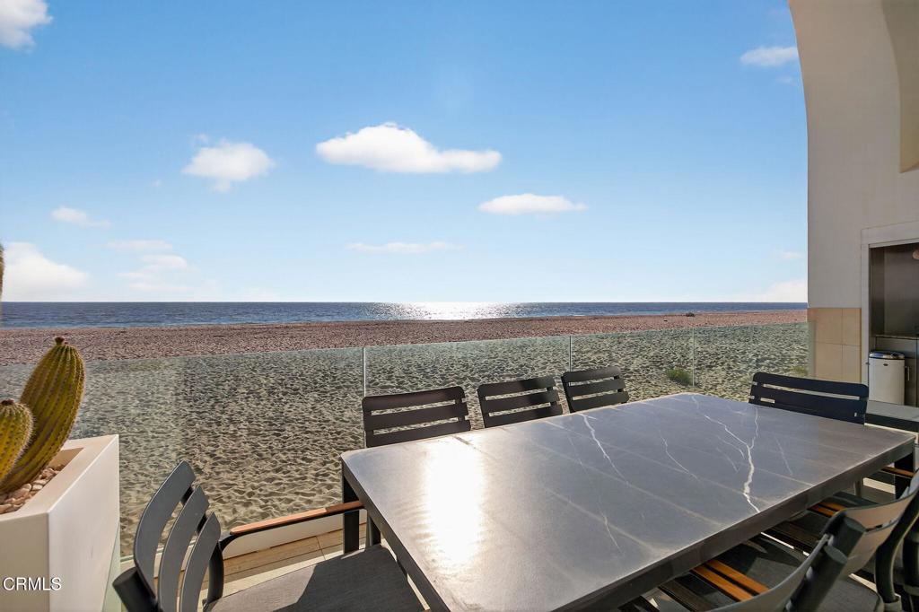 Oxnard, California, 93035, United States, 4 Bedrooms Bedrooms, ,5 BathroomsBathrooms,Residential,Active,1904736