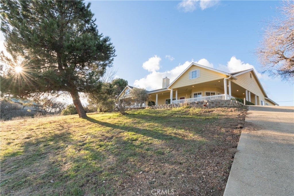Paso Robles, California, 93446, United States, 5 Bedrooms Bedrooms, ,6 BathroomsBathrooms,Residential,Active,1821961