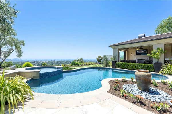 5402 E VERSAILLE CT, ORANGE, CA 92867 - Image 1