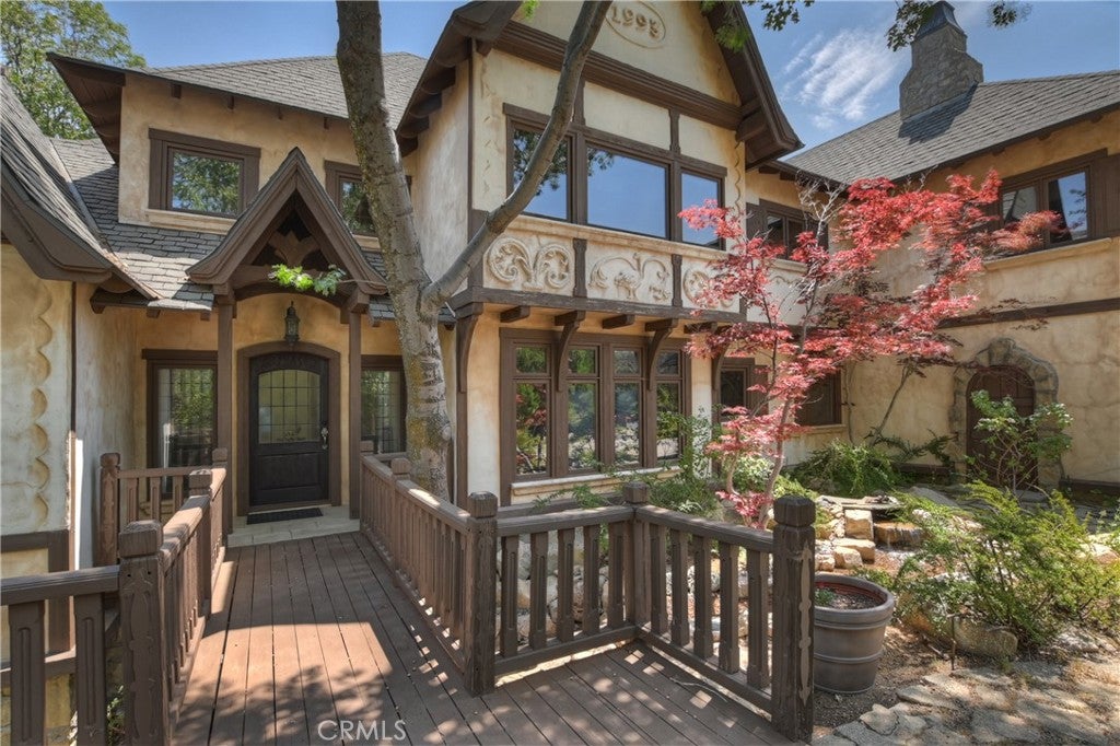 Lake Arrowhead, California, 92352, United States, 4 Bedrooms Bedrooms, ,5 BathroomsBathrooms,Residential,Active,1897983