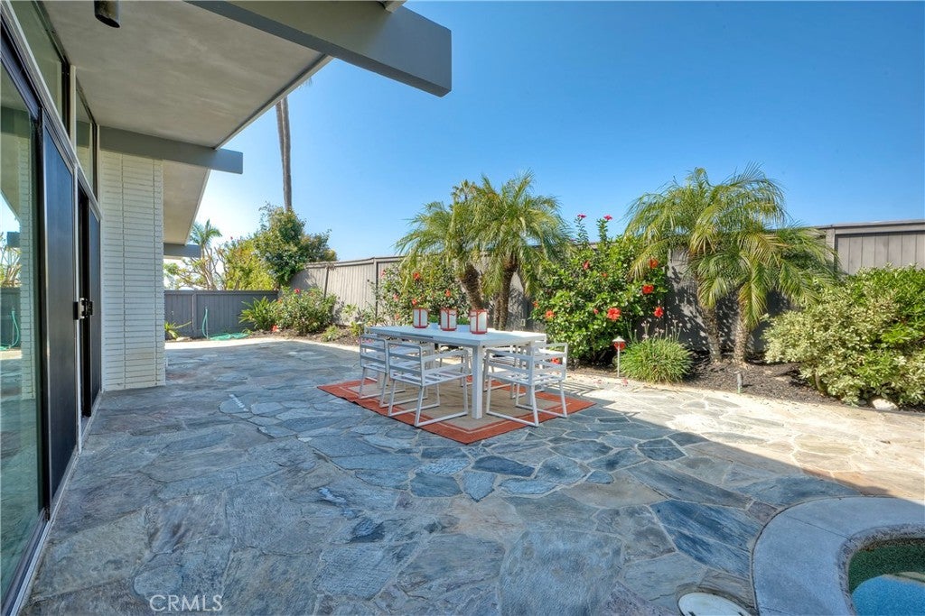 Dana Point, California, 92629, United States, 3 Bedrooms Bedrooms, ,2 BathroomsBathrooms,Residential,Active,1973342