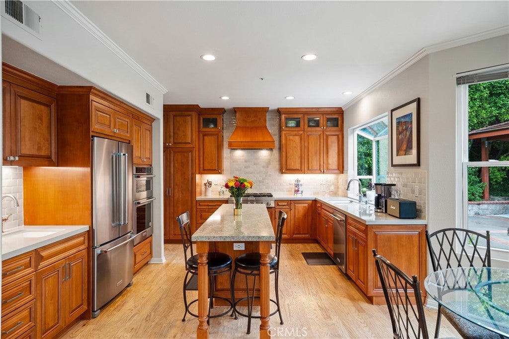 Granada Hills, California, 91344, United States, 5 Bedrooms Bedrooms, ,3 BathroomsBathrooms,Residential,Active,1952998