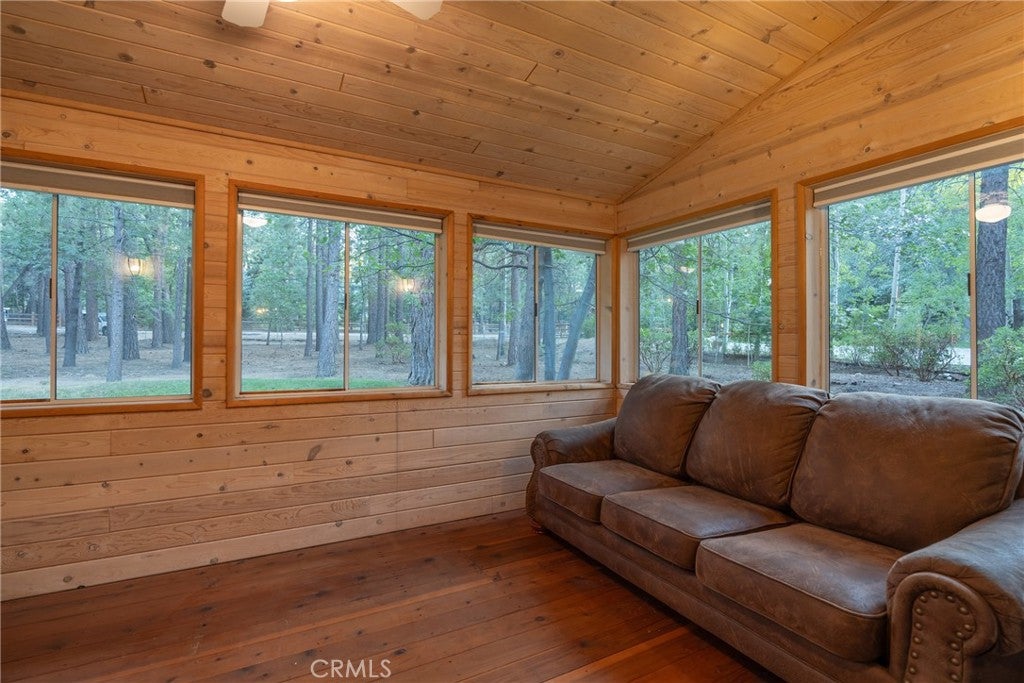 Big Bear Lake, California, 92315, United States, 4 Bedrooms Bedrooms, ,4 BathroomsBathrooms,Residential,Active,1914598