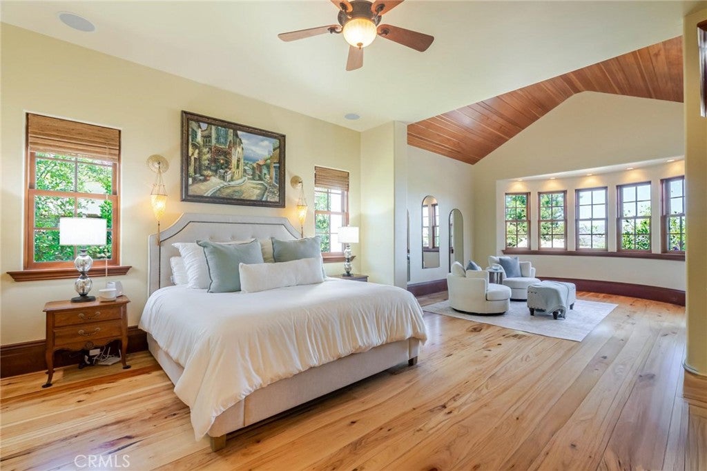 Valencia, California, 91381, United States, 6 Bedrooms Bedrooms, ,11 BathroomsBathrooms,Residential,Active,1959978