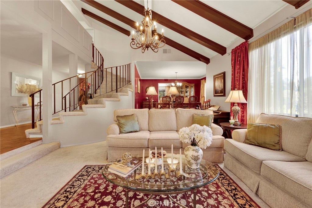 Glendale, California, 91206, United States, 4 Bedrooms Bedrooms, ,4 BathroomsBathrooms,Residential,Active,2012922