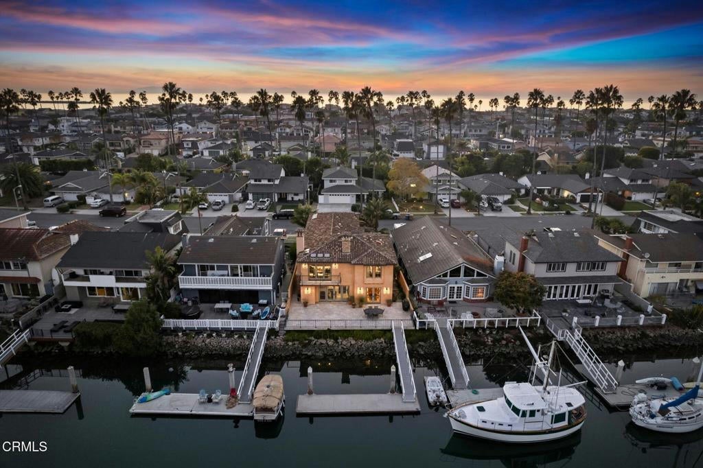 Ventura, California, 93001, United States, 3 Bedrooms Bedrooms, ,4 BathroomsBathrooms,Residential,Active,1756327