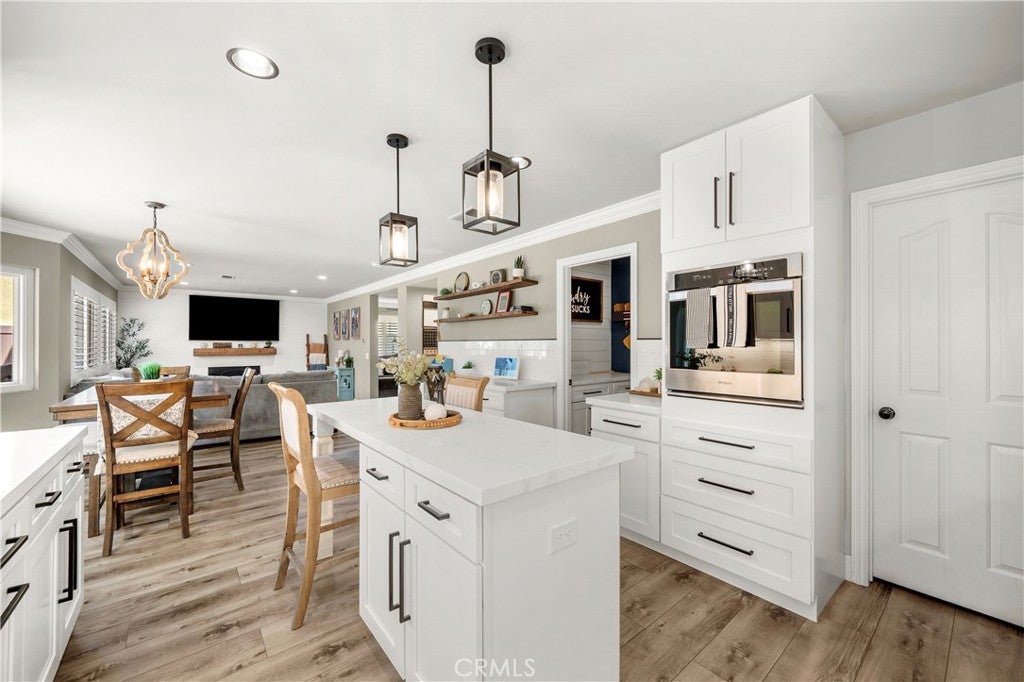 Rancho Santa Margarita, California, 92688, United States, 4 Bedrooms Bedrooms, ,3 BathroomsBathrooms,Residential,Active,1944272